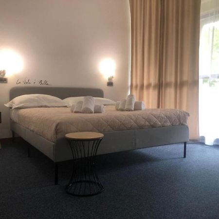 Hotel Domus Cerreto d'Esi Ngoại thất bức ảnh
