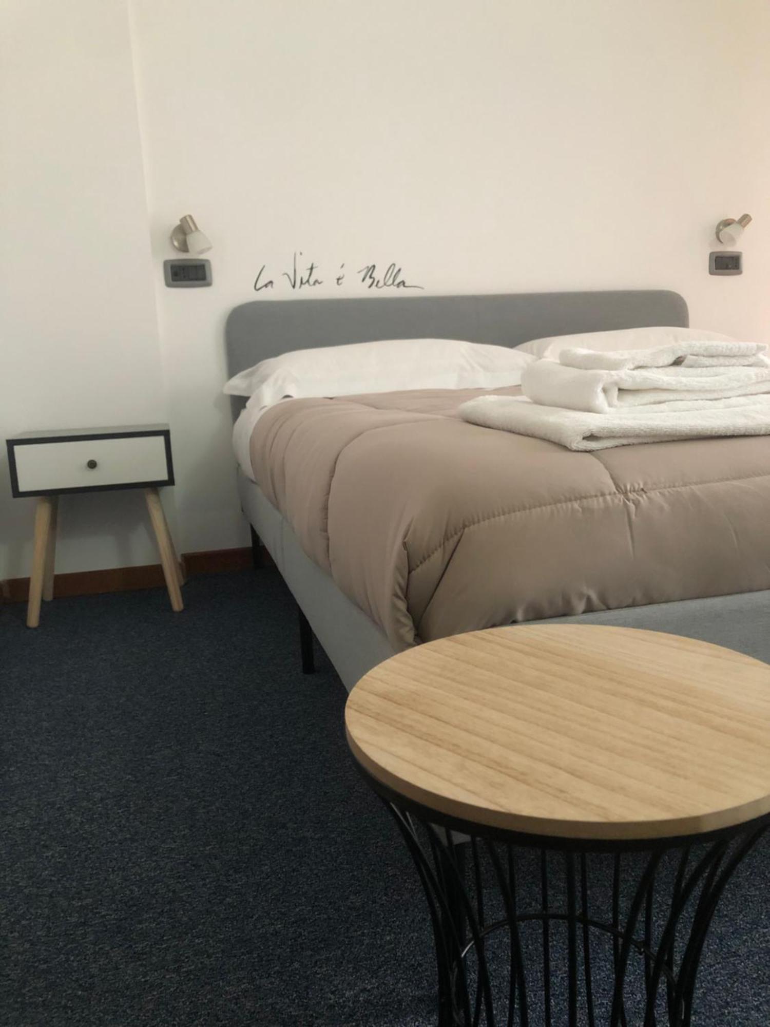 Hotel Domus Cerreto d'Esi Ngoại thất bức ảnh