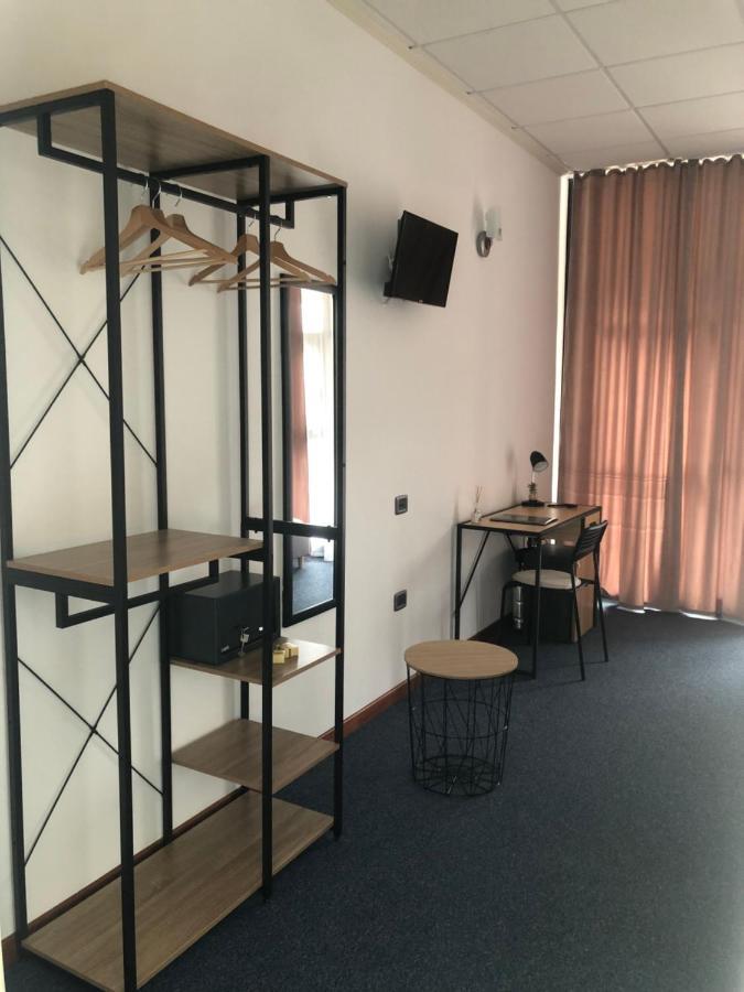 Hotel Domus Cerreto d'Esi Ngoại thất bức ảnh
